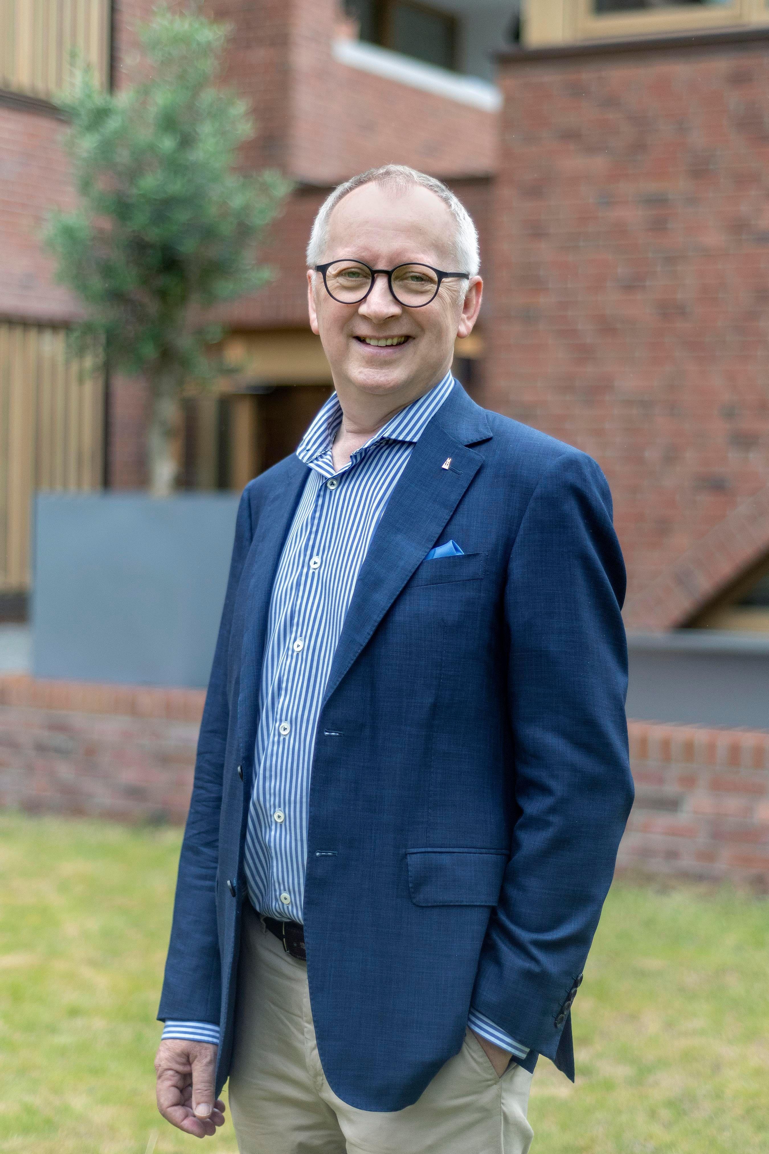 Prof. Eberhard Metternich